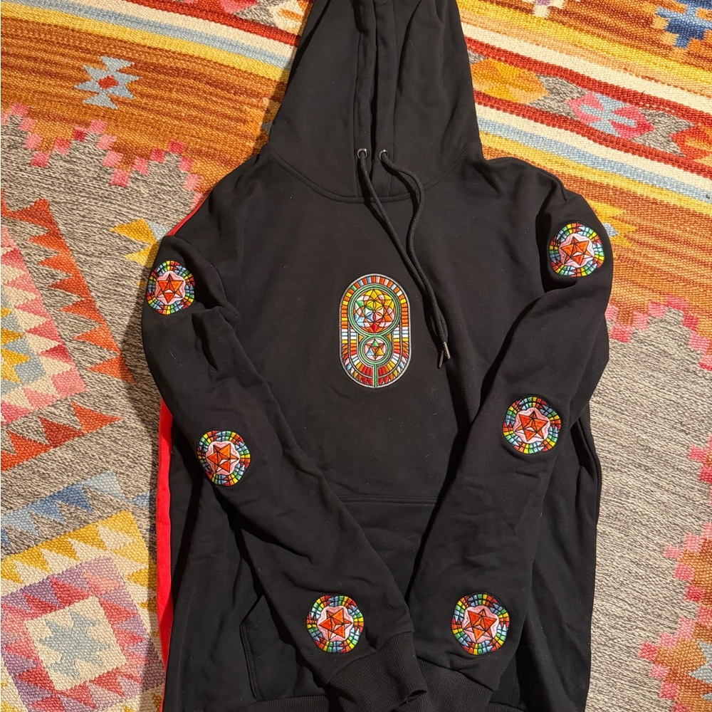 Whatever Forever GZ1 yin yang hoodie size large
